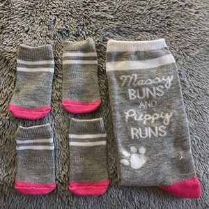 NEW🔸 Matching Socks With Pet